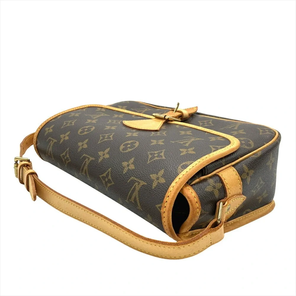 LOUIS VUITTON Brown Monogram Canvas Shoulder Bag